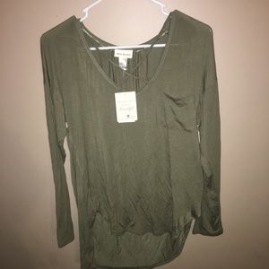 NEW! Belle Du Jour dress shirt!